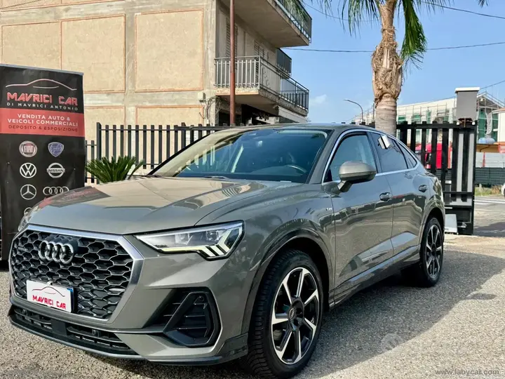 Audi Q3 2022 photo 5
