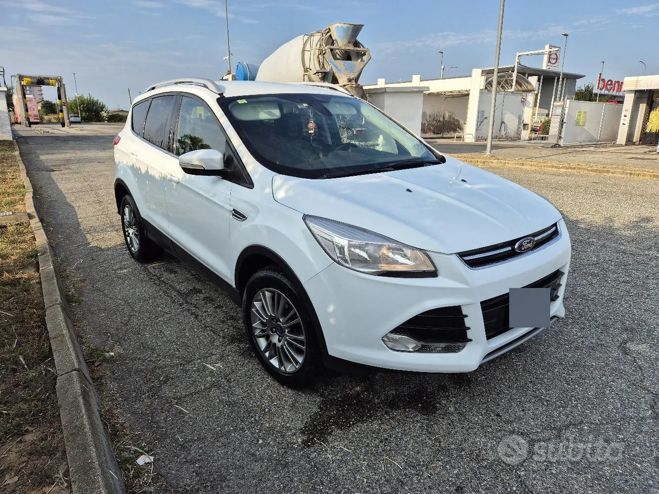 Ford Kuga 2013 photo 2