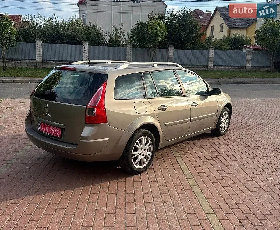 Renault Megane 2009 photo 4