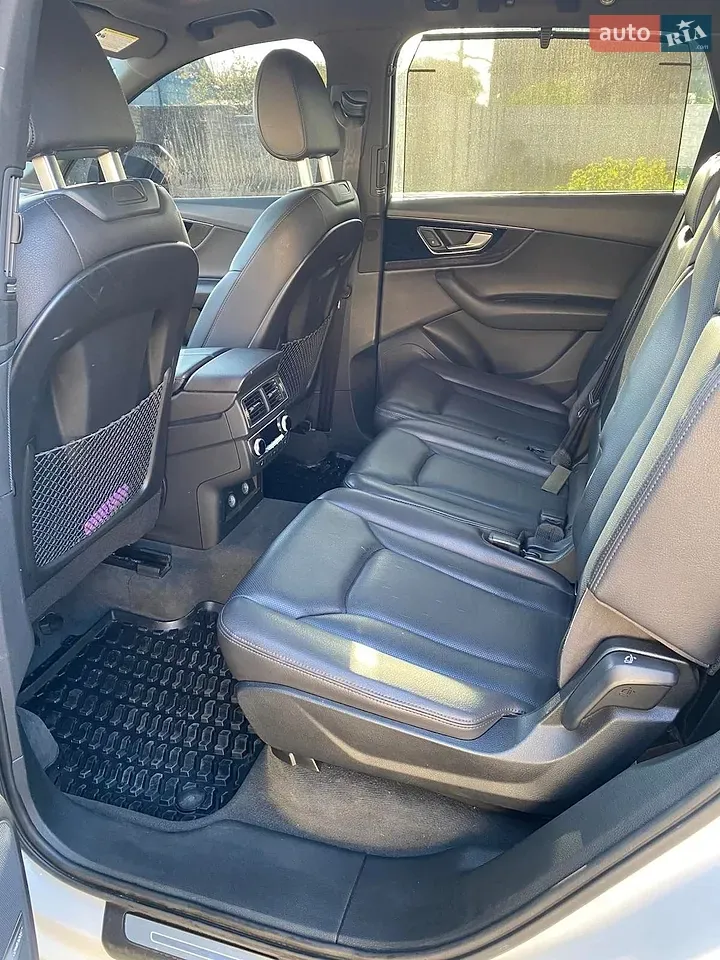 Audi Q7 2017 photo 5