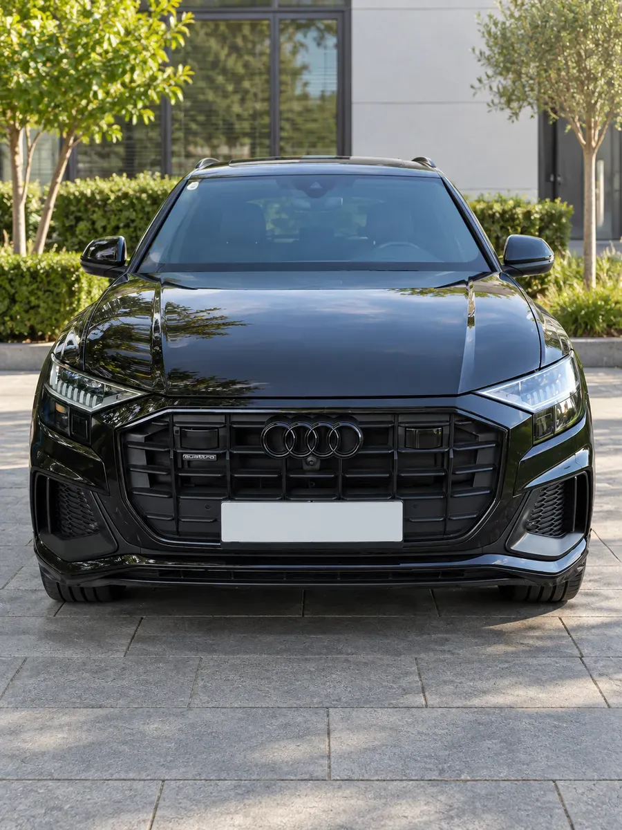 Audi Q8 2022 photo 2