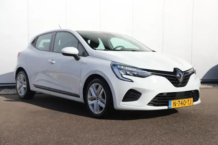 Renault Clio 2022 photo 3