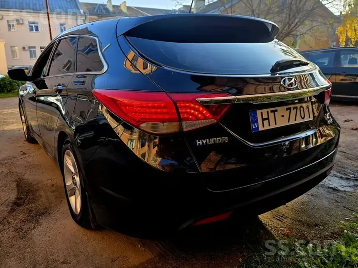 Hyundai I40 2011 photo 4