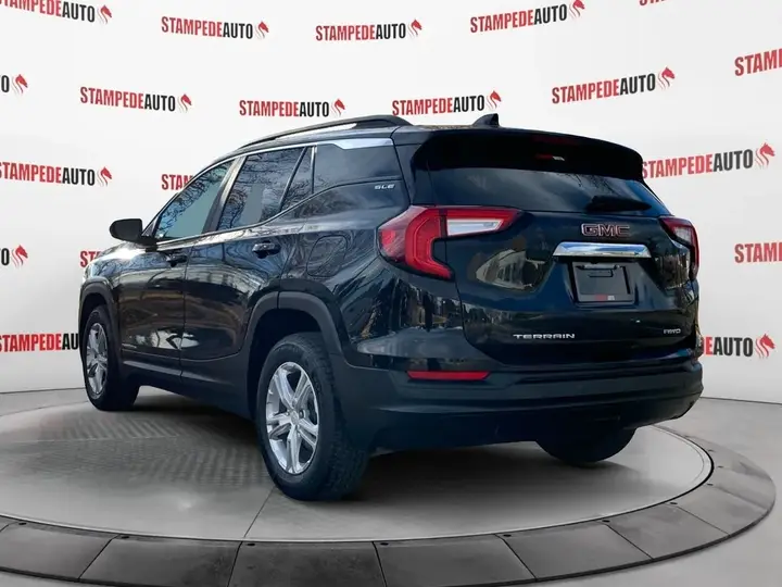 GMC Terrain 2022 photo 3