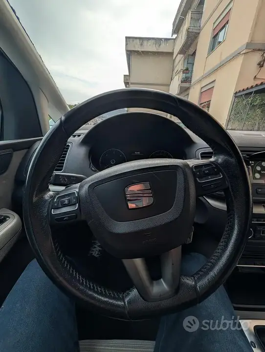Seat Alhambra 2010 photo 4