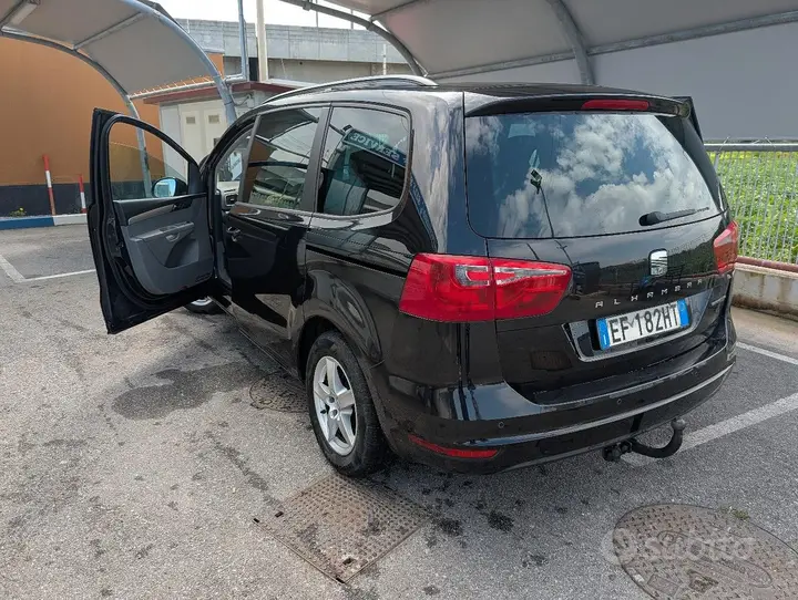 Seat Alhambra 2010 photo 2