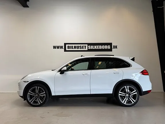 Porsche Cayenne 2013 photo 3