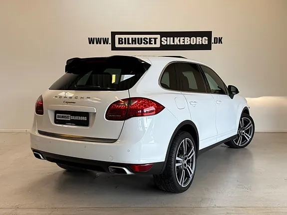 Porsche Cayenne 2013 photo 5