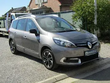 Renault Grand Scenic 2016 photo 2