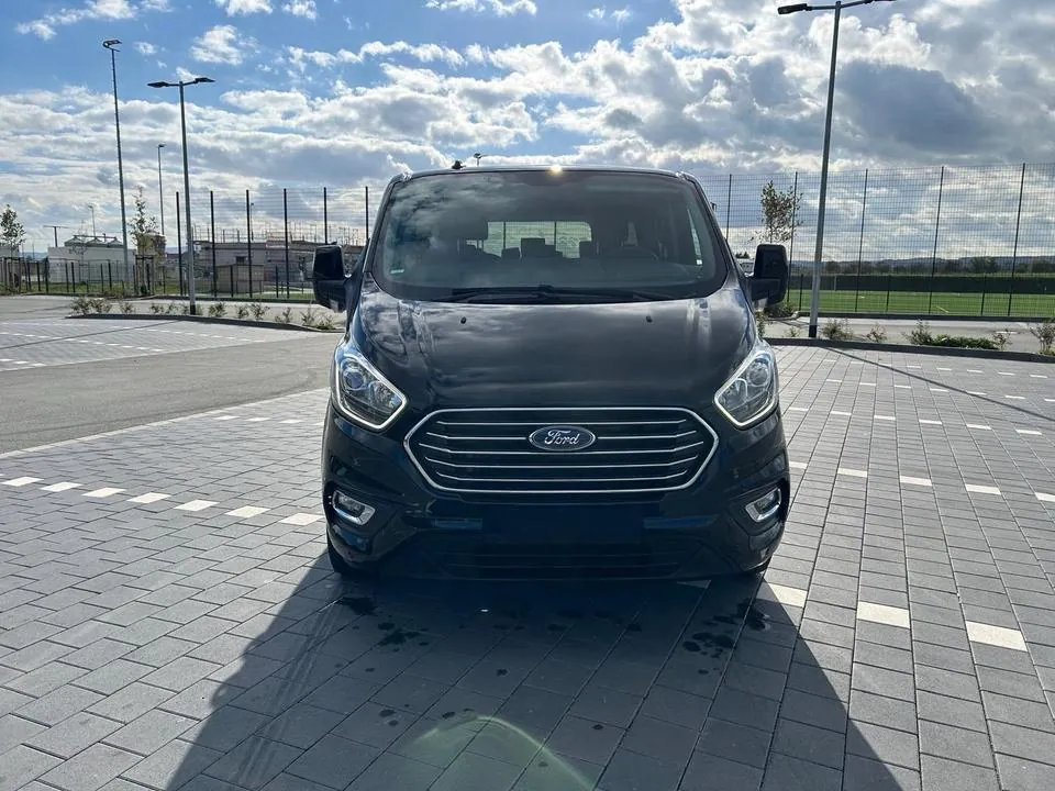 Ford Tourneo Custom