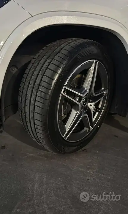 Mercedes-Benz Gla 2023 photo 3