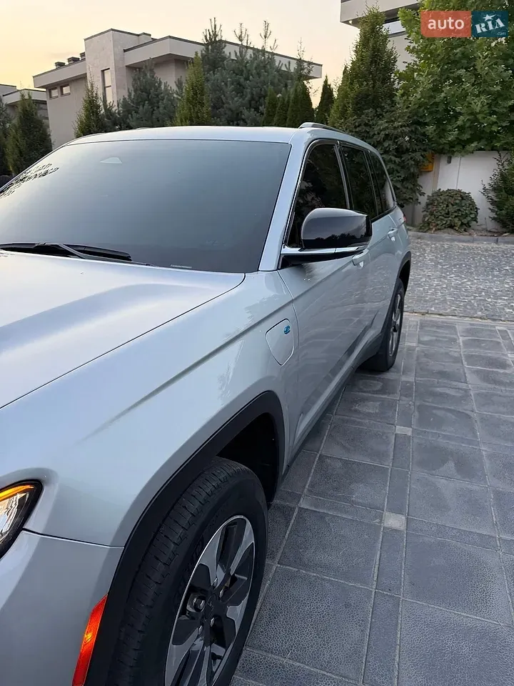 Jeep Grand Cherokee 2022 photo 5
