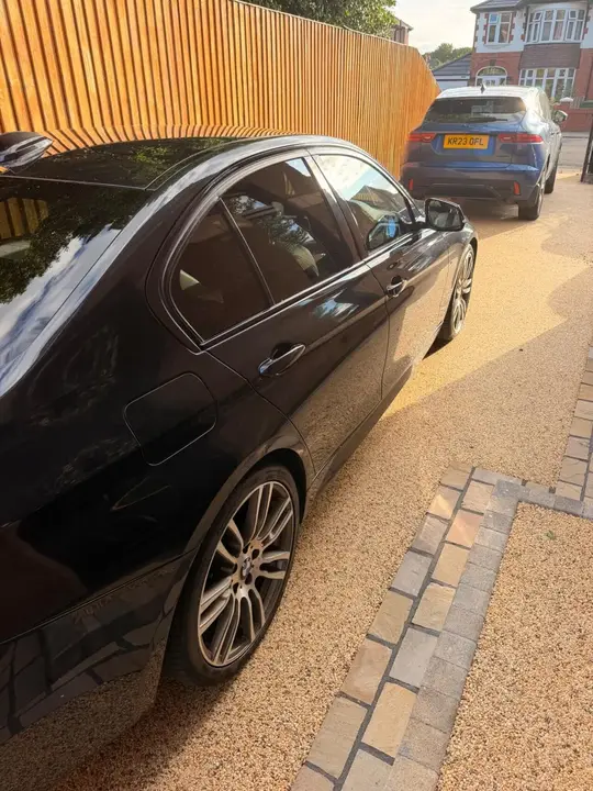 BMW 3 Series 2017 photo 5