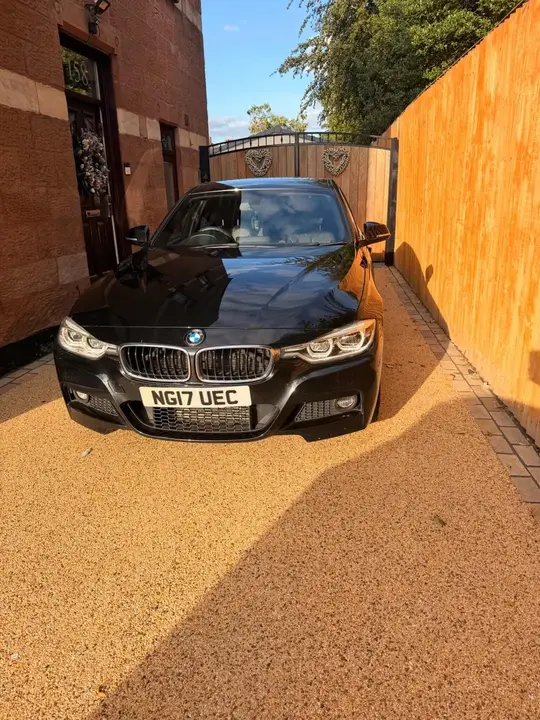 BMW 3 Series 2017 photo 2