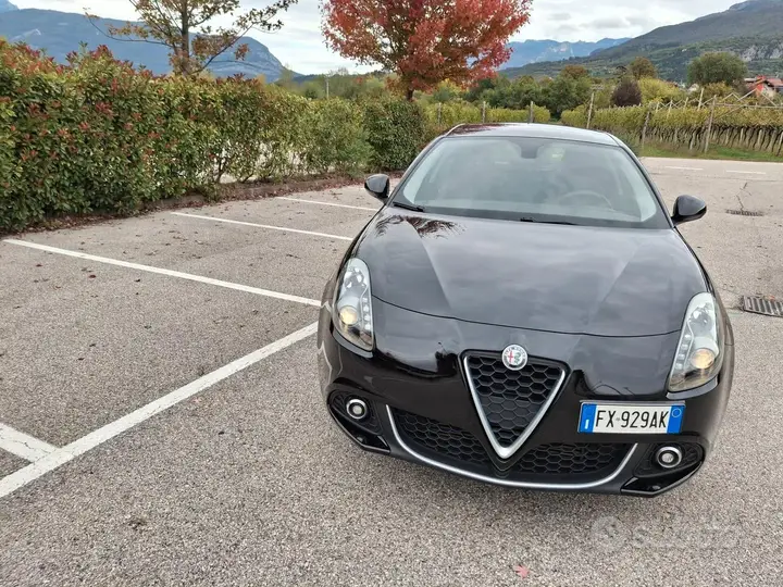 Alfa Romeo Giulietta 2019 photo 4