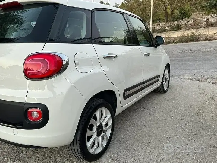 Fiat 500L 2014 photo 3
