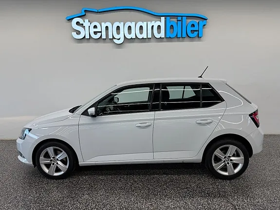 Skoda Fabia 2017 photo 3