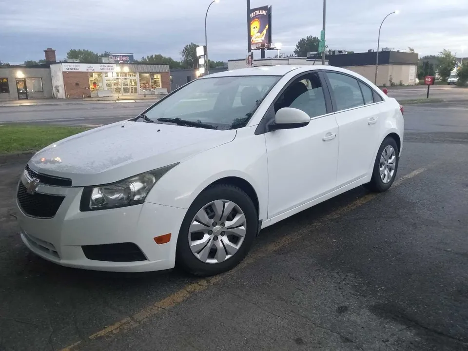 Chevrolet Cruze 2014 photo 2