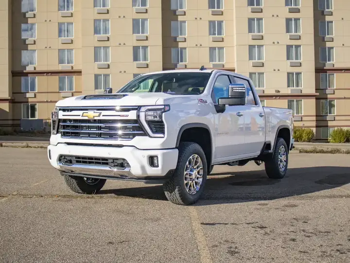 Chevrolet Silverado 3500 2026 photo 4