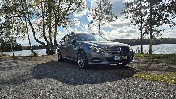 Mercedes-Benz E220 2014 photo 3