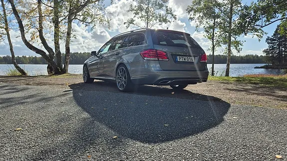 Mercedes-Benz E220 2014 photo 2
