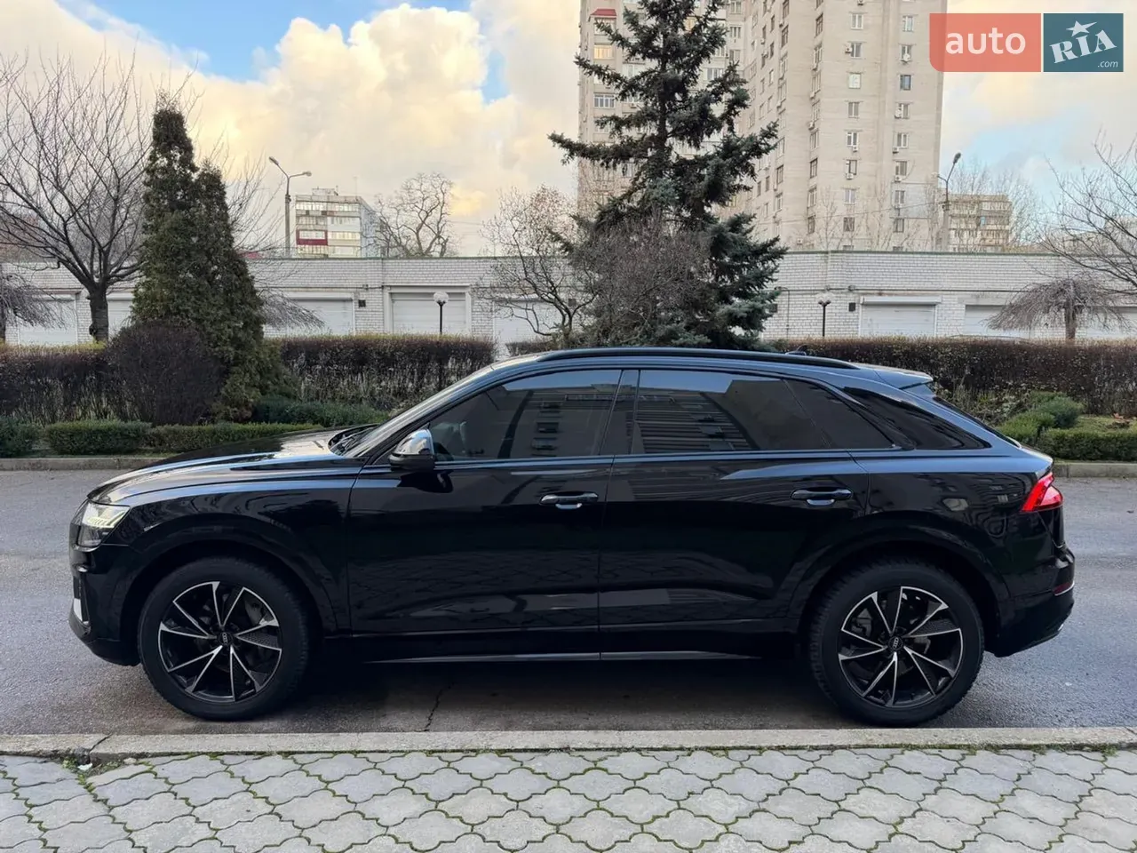 Audi Q8 2019 photo 5