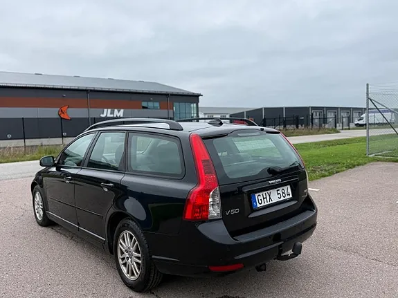 Volvo V50 2008 photo 2