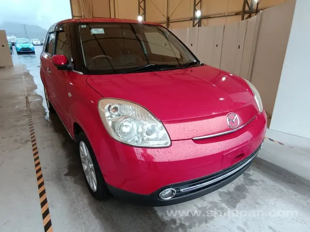 Mazda Verisa
