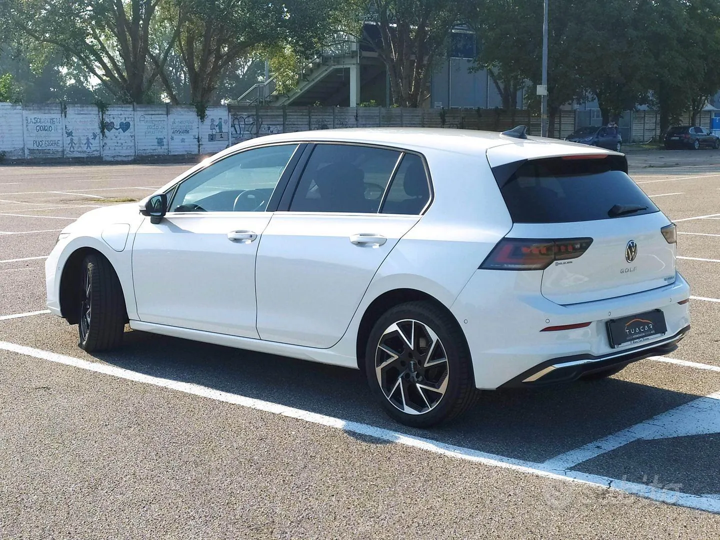 Volkswagen Golf 2025 photo 5