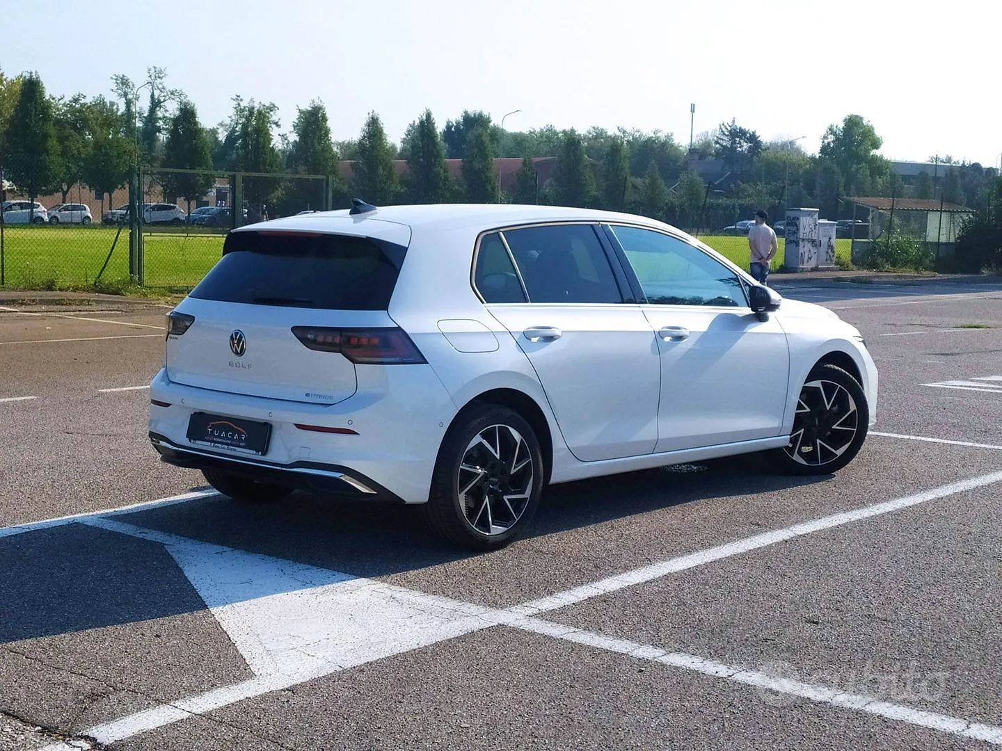 Volkswagen Golf 2025 photo 4