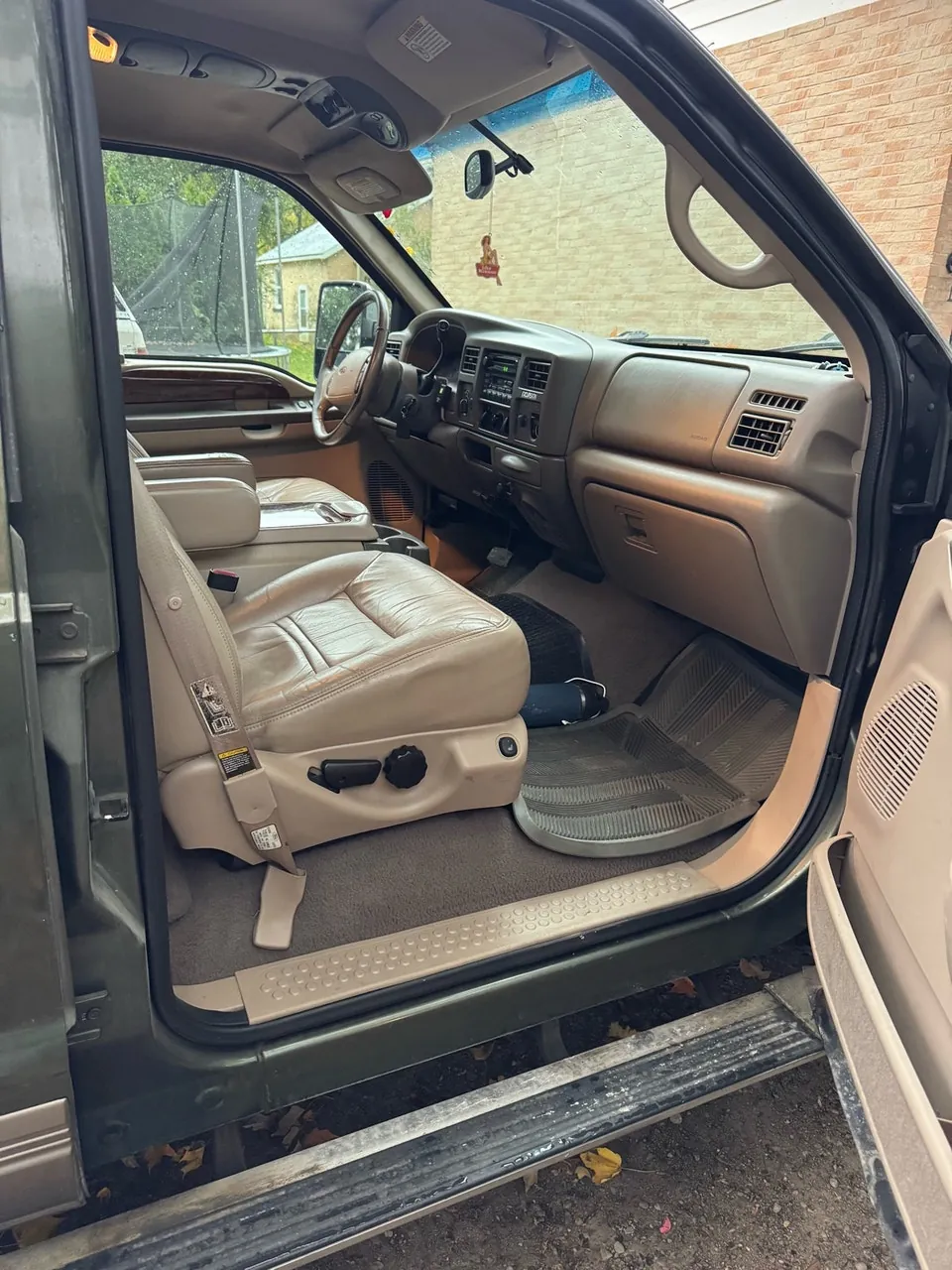 Ford Excursion 2000 photo 5