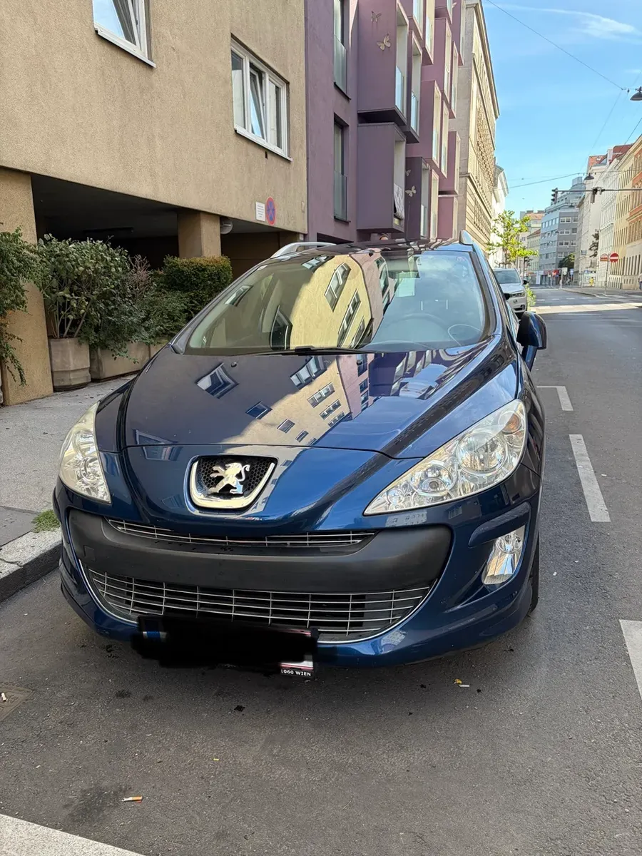 Peugeot 308 2008 photo 2