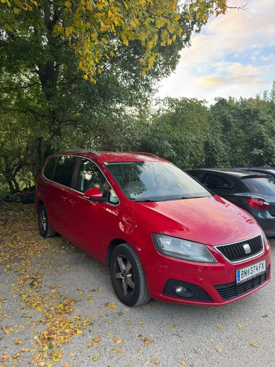 Seat Alhambra 2012 photo 3
