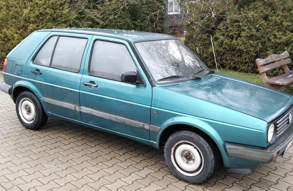 Volkswagen Golf 2