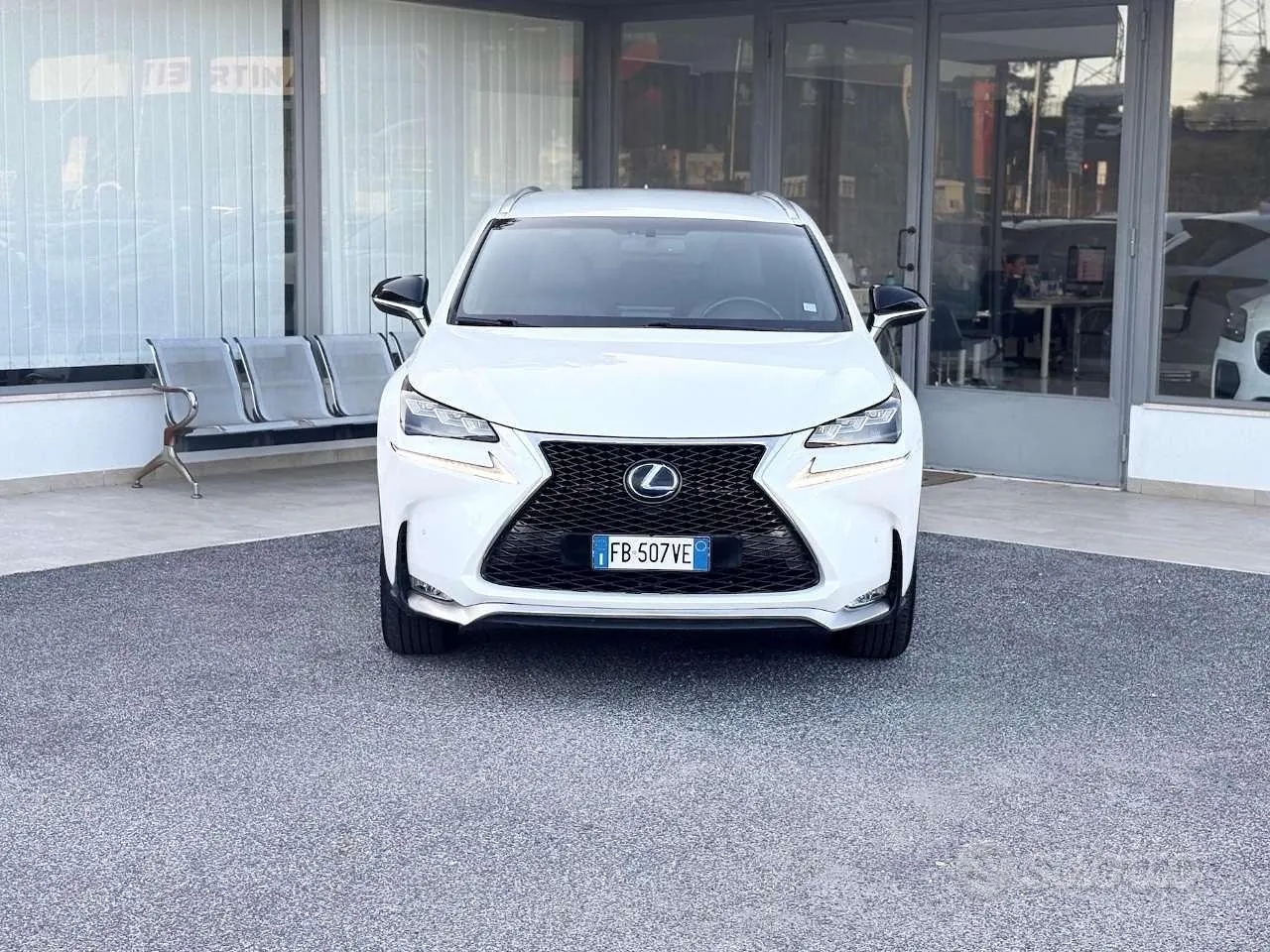 Lexus Nx 2015 photo 2
