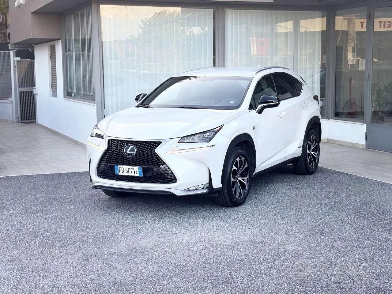 Lexus Nx 2015 photo 3