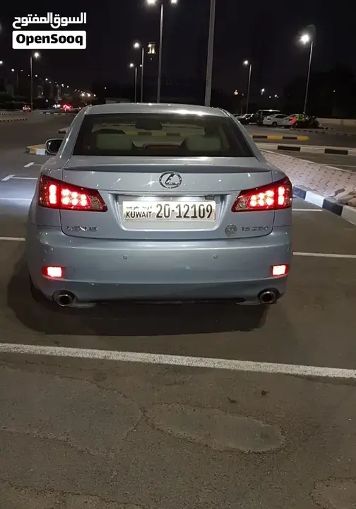 Lexus Is 2012 photo 2
