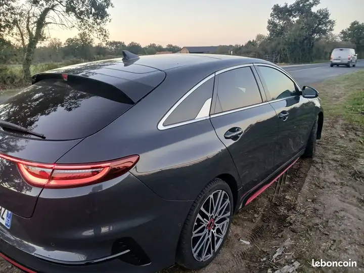 Kia Proceed 2022 photo 3