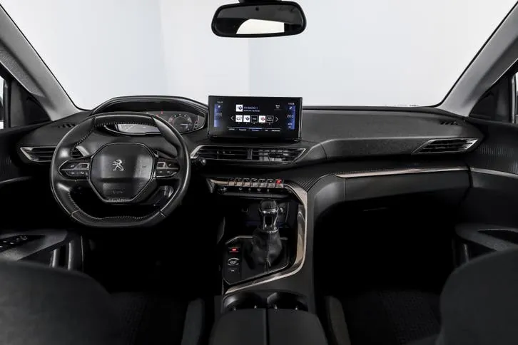 Peugeot 3008 2022 photo 3