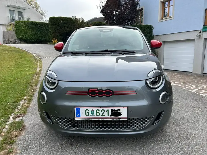 Fiat 500E 2021 photo 2