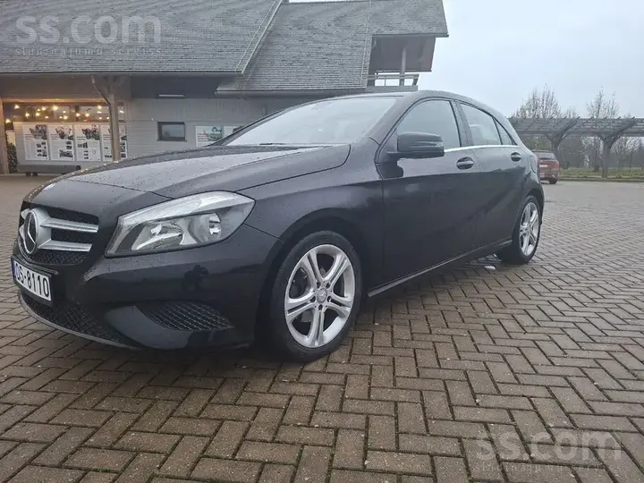 Mercedes-Benz A 180