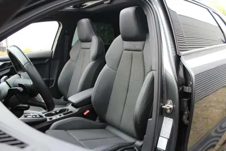 Audi A3 2023 photo 3