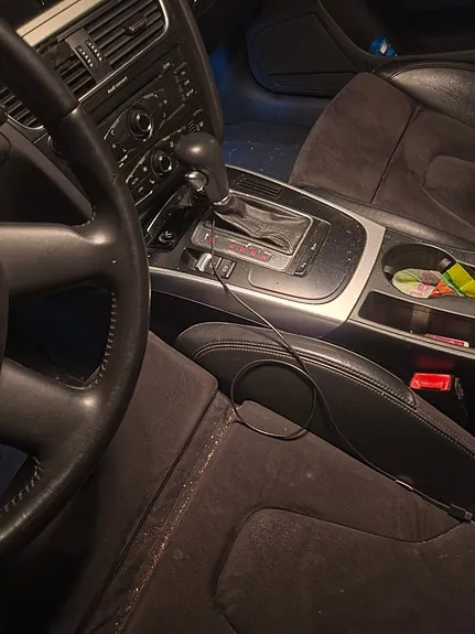 Audi A4 2010 photo 4