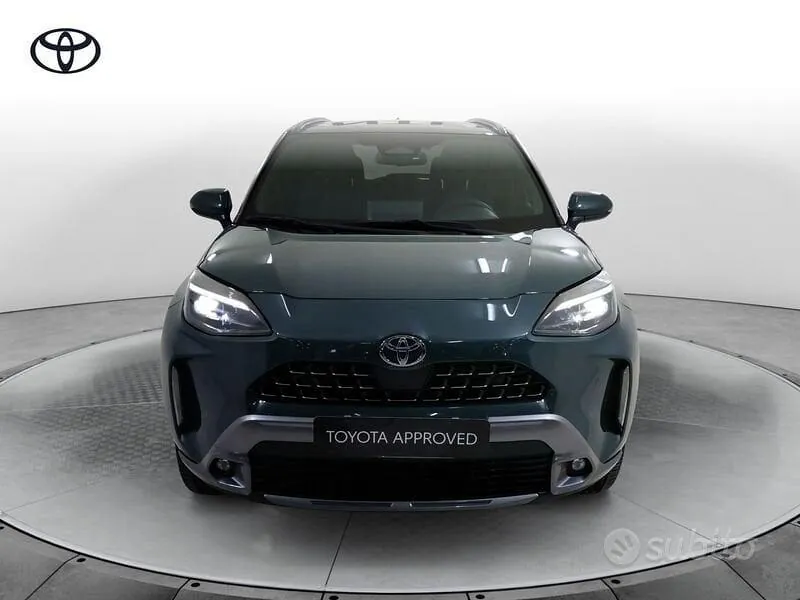 Toyota Yaris Cross 2025 photo 2
