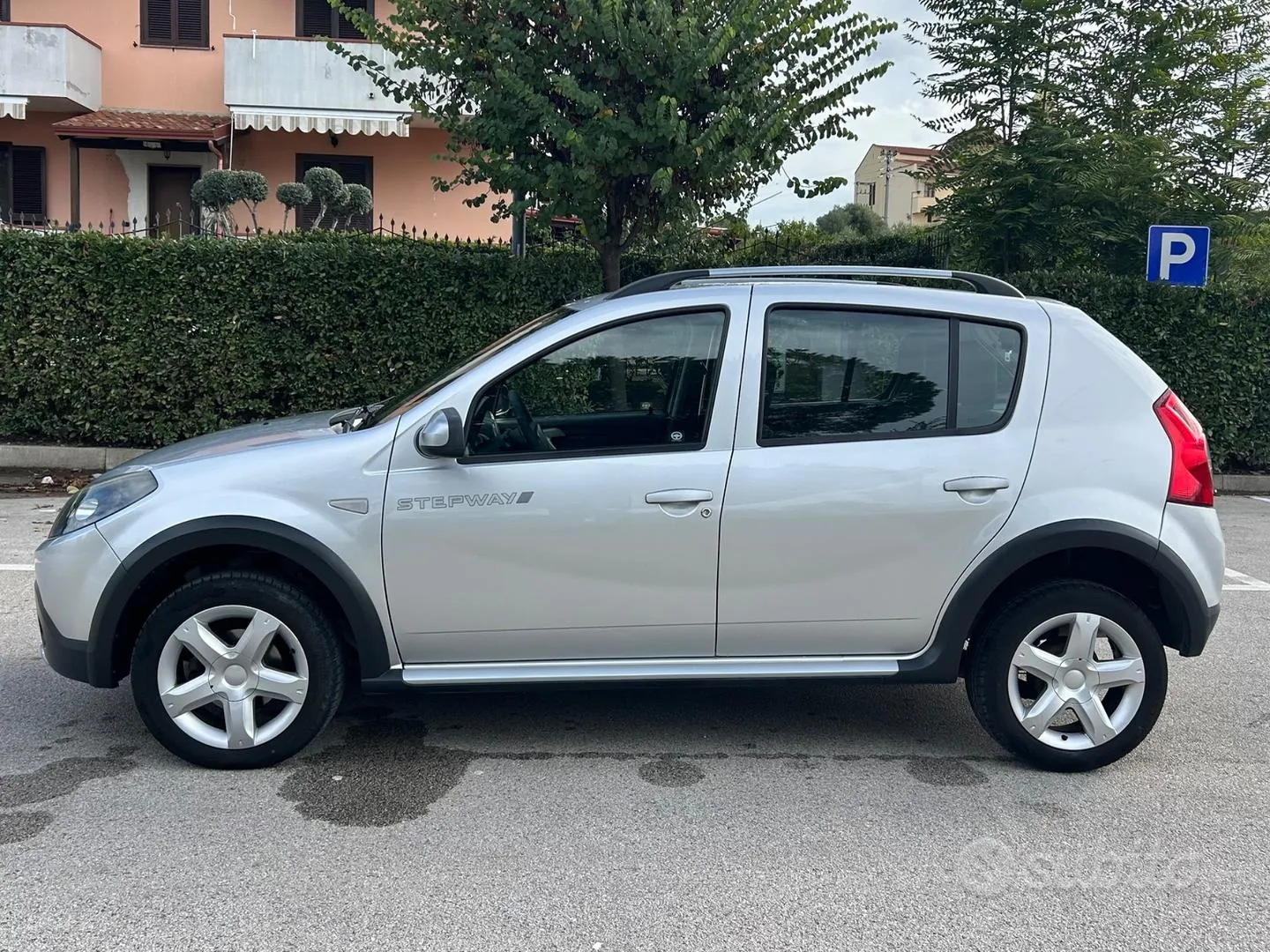 Dacia Sandero Stepway 2010 photo 3