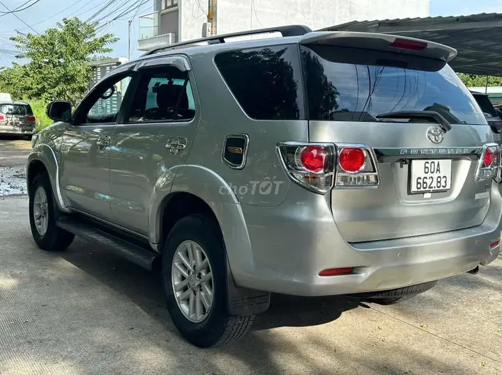 Toyota Fortuner 2014 photo 5