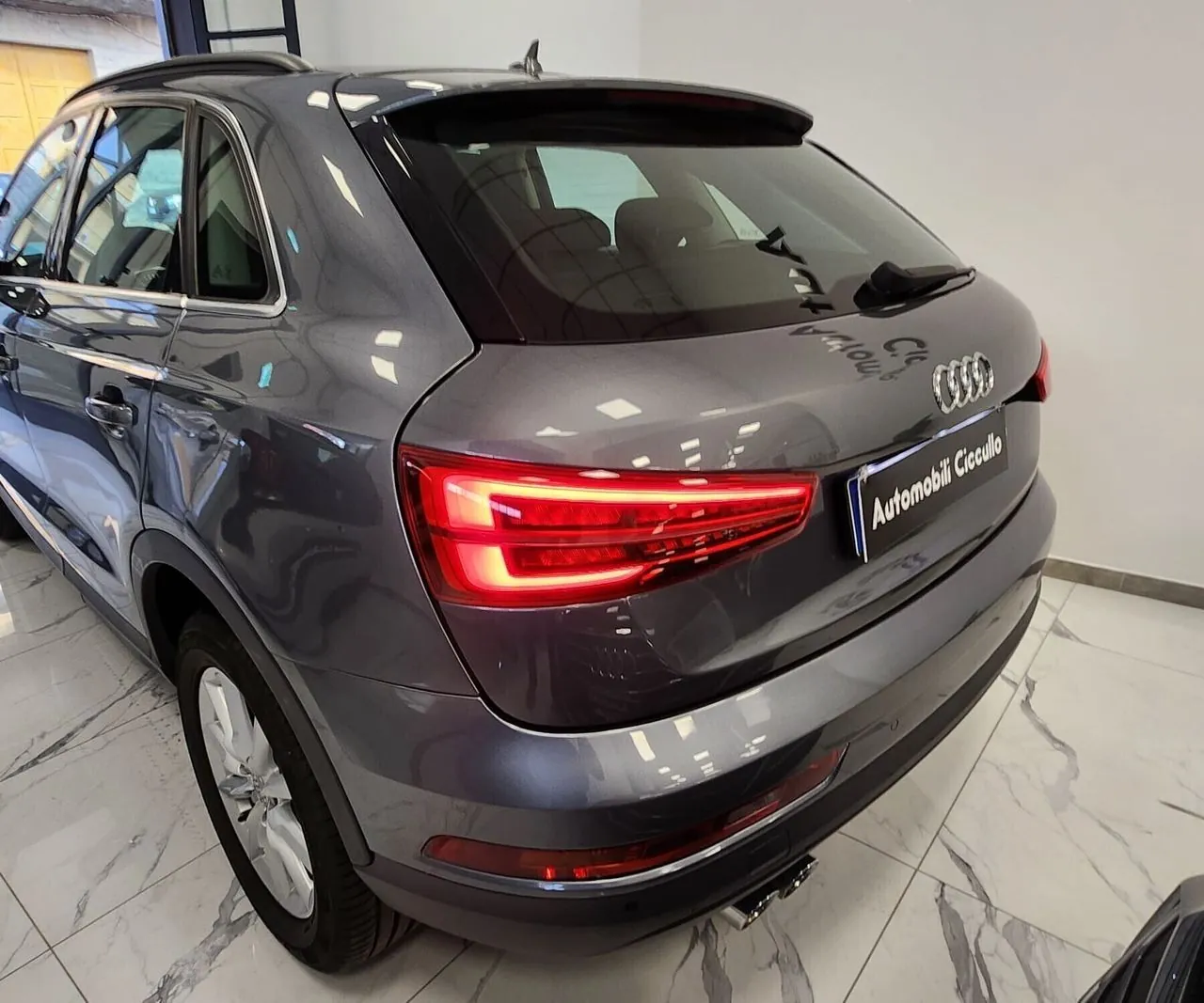 Audi Q3 2017 photo 5