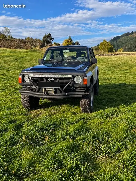 Nissan Patrol 1991 photo 2