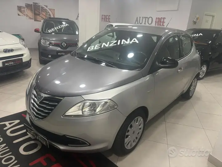 Lancia Ypsilon 2015 photo 3