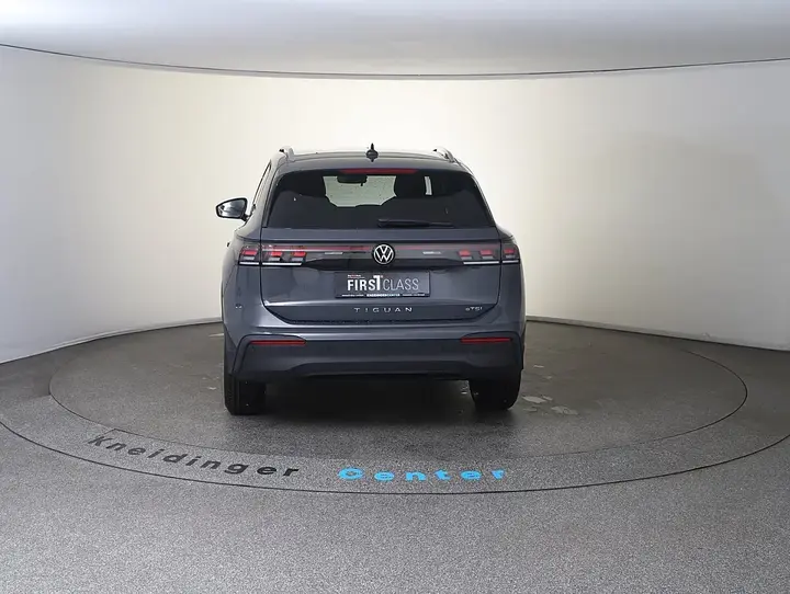 Volkswagen Tiguan 2026 photo 3